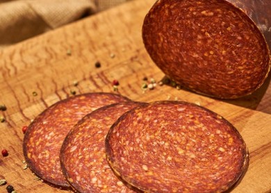 Acılı Dana Sucuk 1 KG